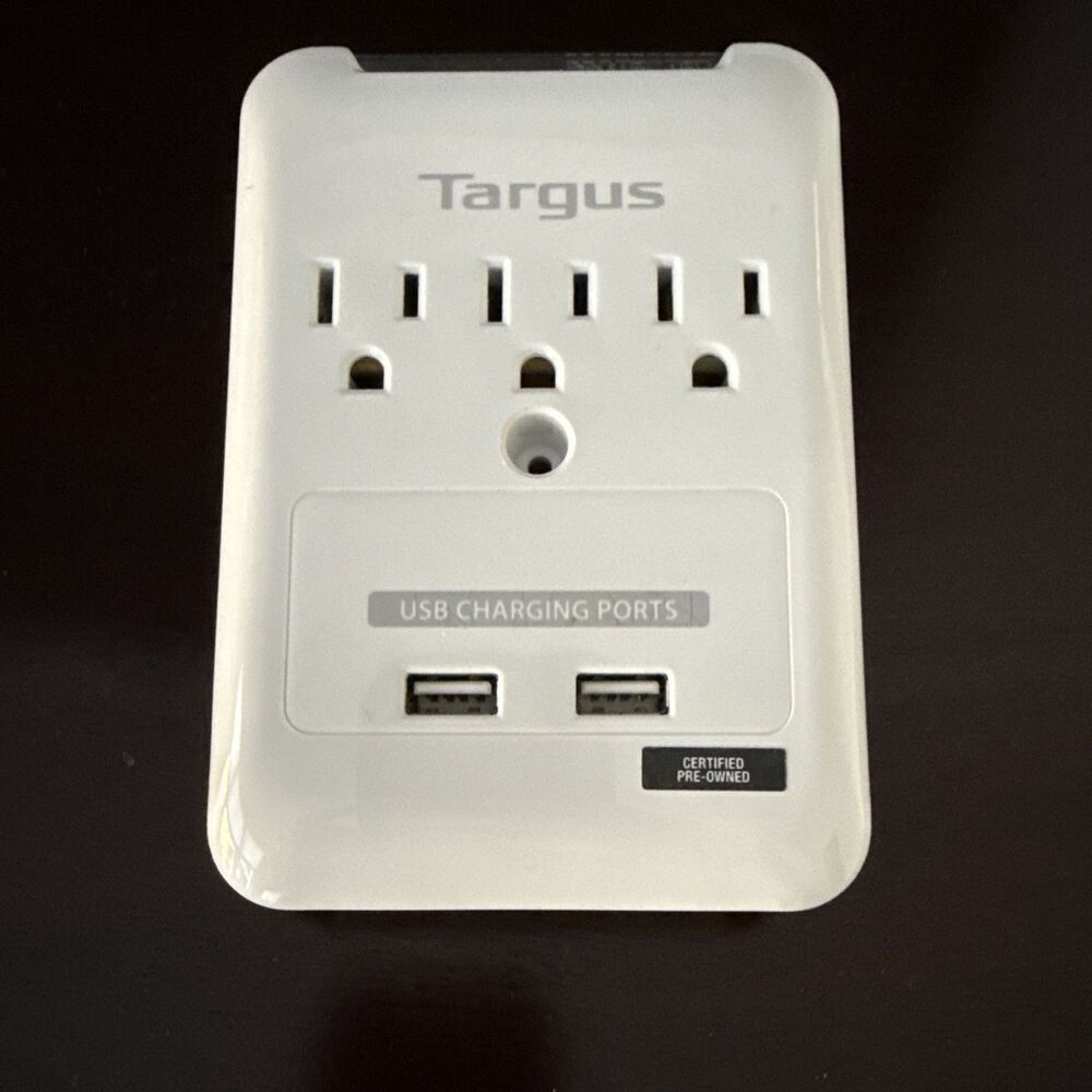 Targus Plug-N-Power Charging Station - 3 Outlets with 2 USB Ports  (APA21US)
